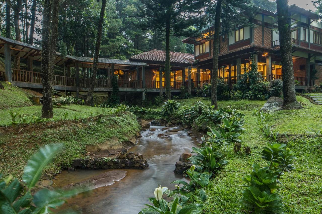 Griya Dunamis By Sabda होटल Puncak